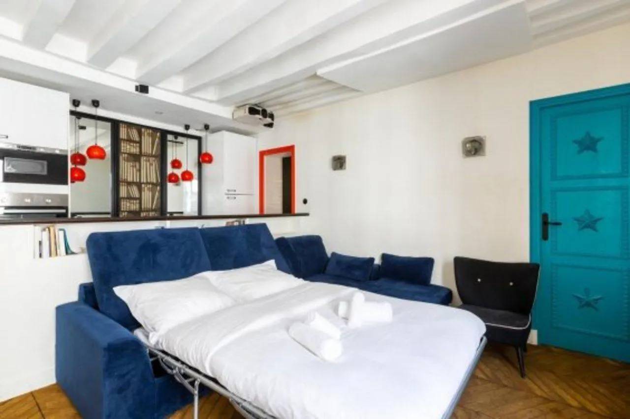 Bauhaus Magic In The Marais Appartement Paris