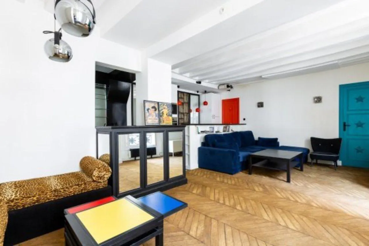 Bauhaus Magic In The Marais Apartment